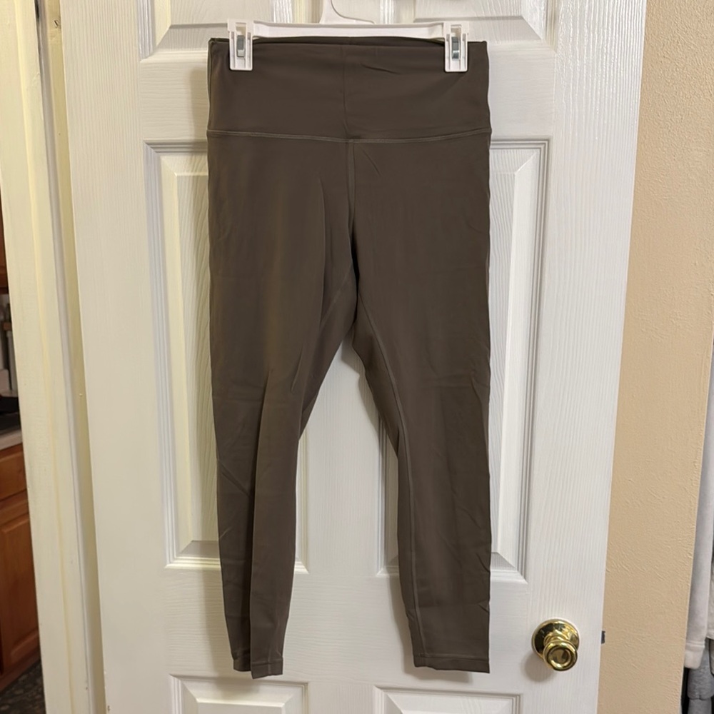 WunderTrain size 10 Lululemon
